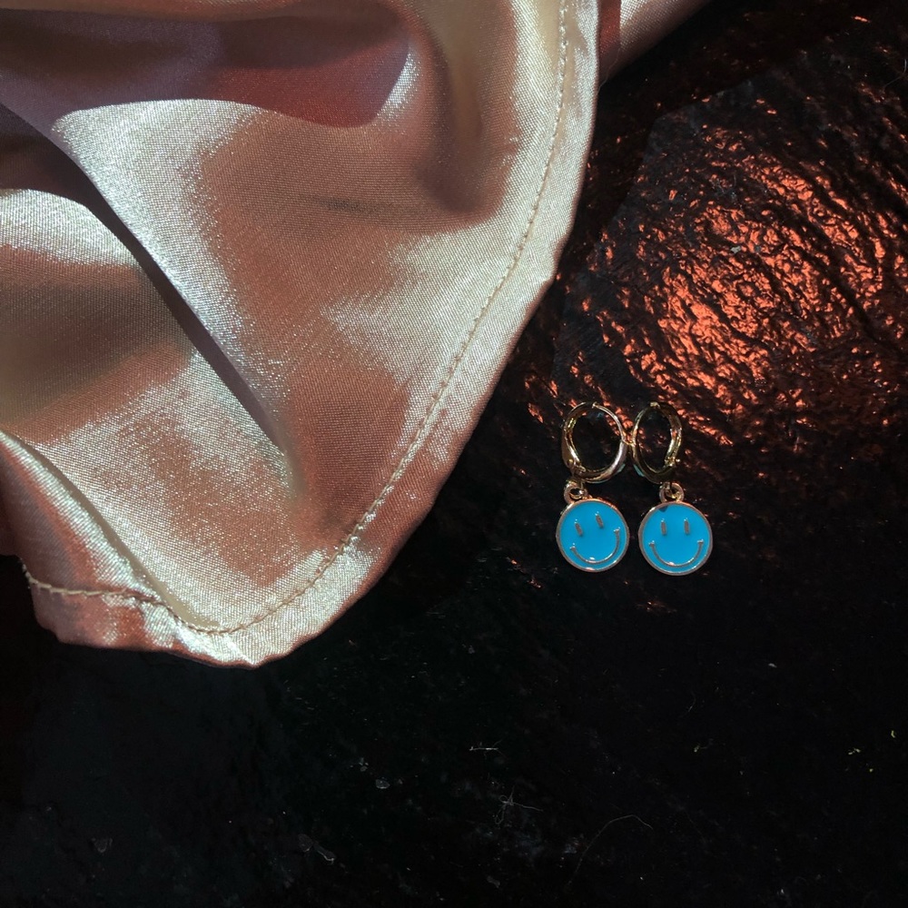 Smiley Face Earrings